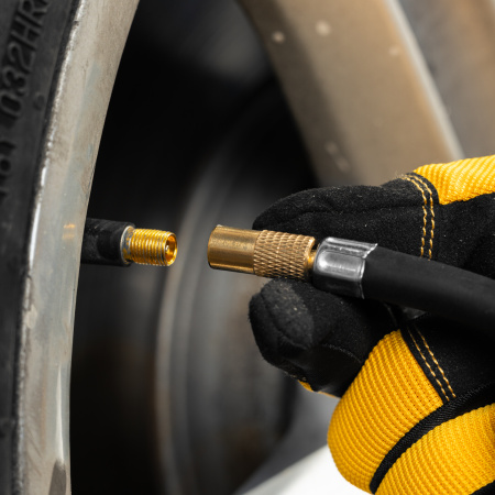 Компрессор автомобильный DС-20,12 В, 7 атм, 35 л/мин Denzel цена