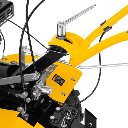 Мотоблок DPT-270X, 7 л.с, дисковое сцепление, ширина 90 см, глубина 35 см, фрез 3 х 4, ВОМ, передачи 2В/1Н Denzel