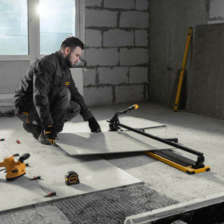 Плиткорез рельсовый 1000х16мм, каретка на подш., стальная станина, усил. рукоятка-пенал Denzel цена