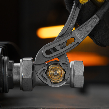 Клещи переставные, обливные рукоятки, 180 мм Denzel