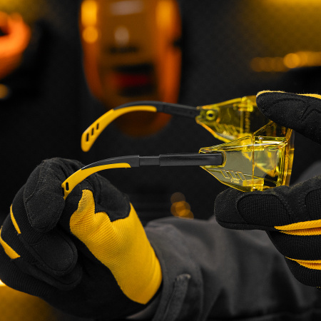 Очки защитные открытые, поликарбонатные, увеличенная желтая линза, регулируемые дужки Denzel цена