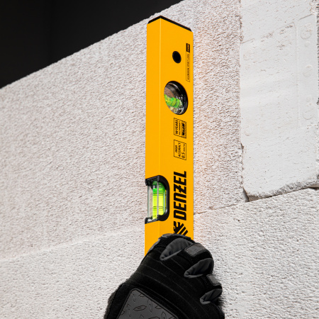 Уровень алюминиевый, 400 мм, фрезерованный, 3 глазка Denzel цена