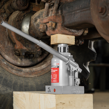 Домкрат гидравлический бутылочный, 25 т, высота подъема 230-360 мм Matrix цена