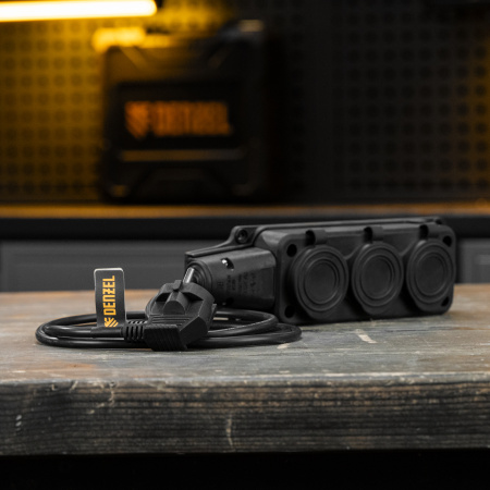 Шнур сетевой Energy Series, ПВС, 1,5 м, 3 x 1,5 мм, с неразборной вилкой, черный, Denzel цена