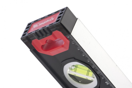 Уровень алюминиевый, усиленный, фрезерованный, 3 глазка, двухкомпонентные рукоятки, 1200 мм Matrix цена