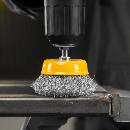 Щетка для дрели, 50 мм, Чашка, со шпилькой, нержавеющая витая проволока Denzel