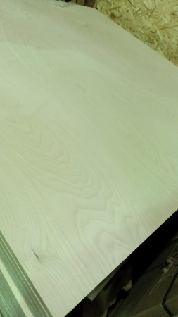 Фанера ФК шлифованная 15 мм 1525х1525 сорт 4/4