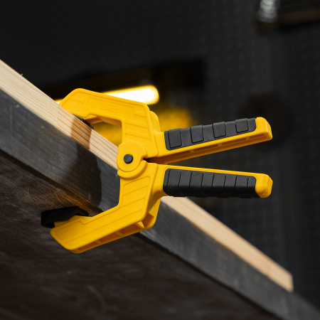 Струбцина клещеобразная, усиленная 65 х 50 мм, двухкомпонентные рукоятки Denzel цена