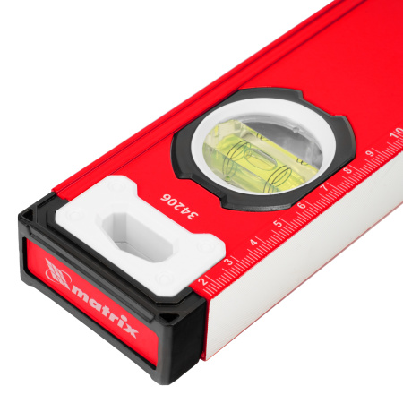 Уровень алюминиевый, фрезерованный, 3 глазка, рукоятки, 2000 мм Matrix цена