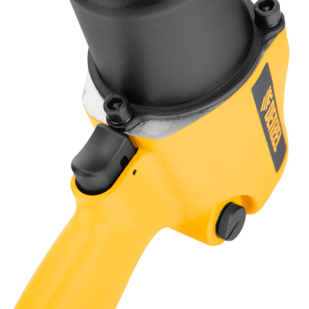 Ударный пневмогайковерт IW680, 1/2", 7000 об/мин, 680 Нм Denzel цена