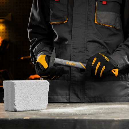 Молоток слесарный, 200 г, кованый, фибергласовая рукоятка c TPR покрытием Denzel