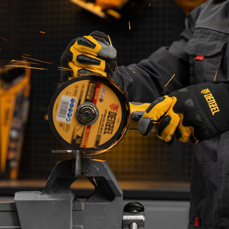 Пневматическая углошлифовальная машина AG125, 11000 об/мин, 125 мм, 186 л/мин Denzel цена