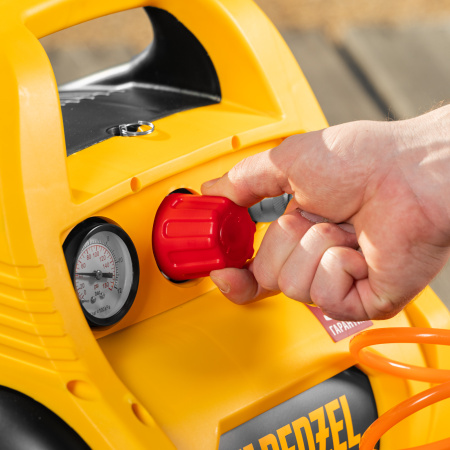 Компрессор воздушный безмасляный РС 1/6-180,1, 1 кВт, 180 л/мин, 6 л Denzel