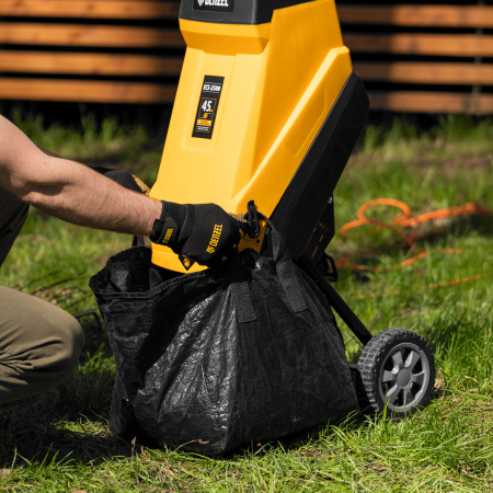 Измельчитель садовый электрический ECS-2500, 2500 Вт, 45 мм Denzel цена