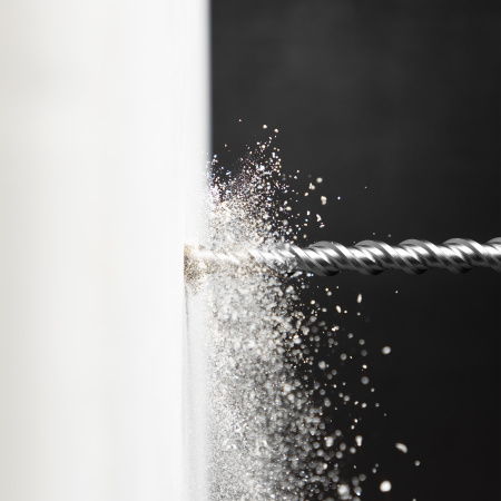 Бур по бетону, двойная спираль, три пылеотводящие кромки, 18 x 600 мм DENZEL