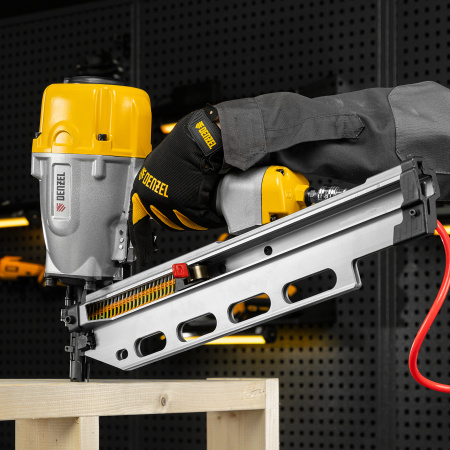 Нейлер пневматический PN2190 для гвоздей SN21 от 50 до 90 мм Denzel цена