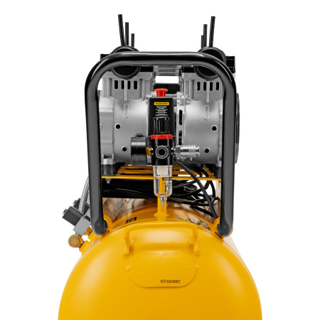 Компрессор безмасляный, малошумный DLS 3300/100, 3300 Вт,3x1100, 100 л, 570 л/мин ,блок управления Denzel