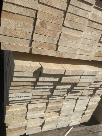 Доска строганная сухая 40х150х3000 мм цена за штуку