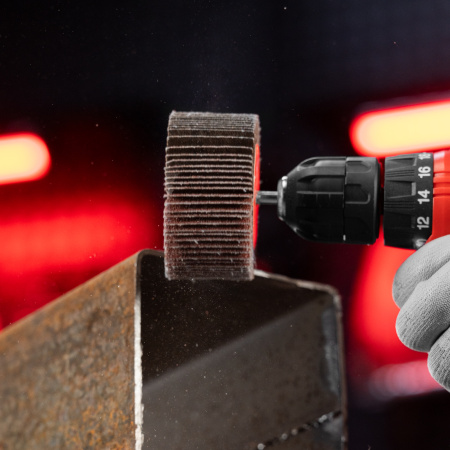 Круг лепестковый для дрели, 80 х 40 х 6 мм, P 80 Matrix