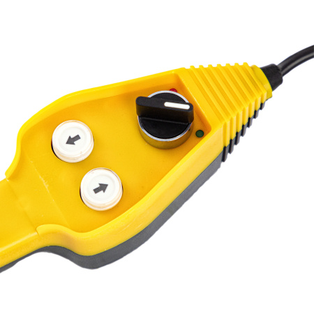 Лебедка автомобильная электрическая LB-3000.3.6 т, 3.4 кВт, 12 В Denzel цена