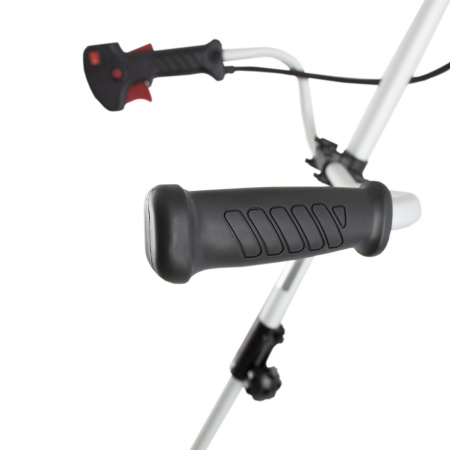 Триммер бензиновый DTL-43S, 43 см3, разъемная штанга, состоит из 2 частей Denzel цена