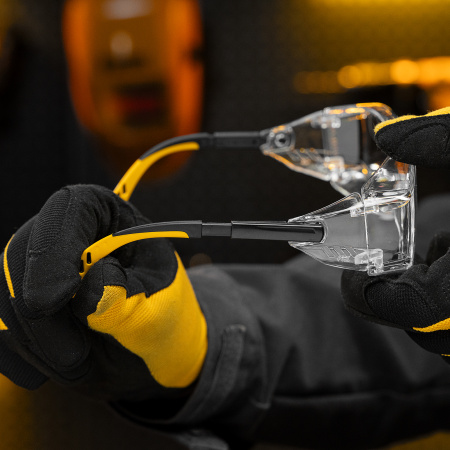 Очки защитные открытые, поликарбонатные, увеличенная прозрачная линза,  регулируемые дужки Denzel цена