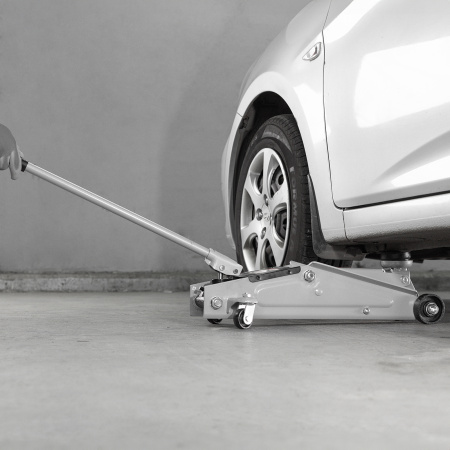 Домкрат гидравлический подкатной, 3 т, высота подъема 130-410 мм, поворотная ручка Matrix цена