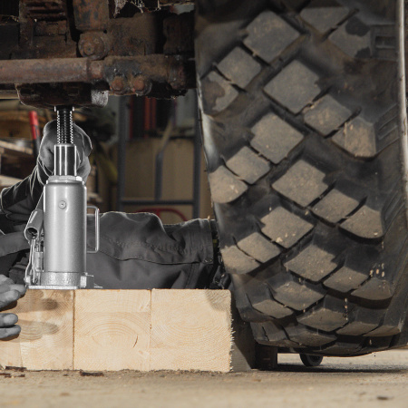 Домкрат гидравлический бутылочный, 10 т, h подъема 230-460 мм Matrix цена