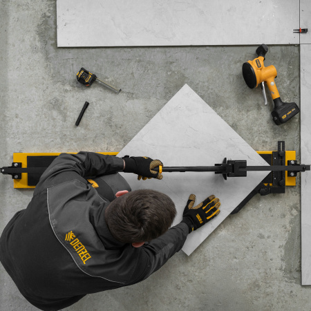 Плиткорез рельсовый 1200х16мм, каретка на подш., стальная станина, усил. рукоятка-пенал Denzel цена