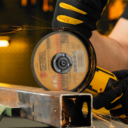 Круг отрезной по металлу, 125 х 0,8 х 22,2 мм, WA60TBF// Denzel