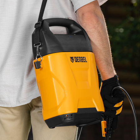 Опрыскиватель аккумуляторный D-5LI, 5 л, Li-Ion акк., 12 В, 2 Ач Denzel цена