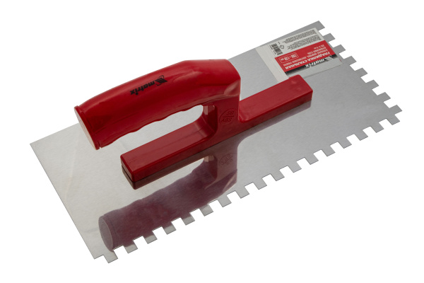 Гладилка из нержавеющей стали, 280 х 130 мм, зеркальная полировка, пластмассовая ручка, зуб 8 х 8 мм Matrix цена