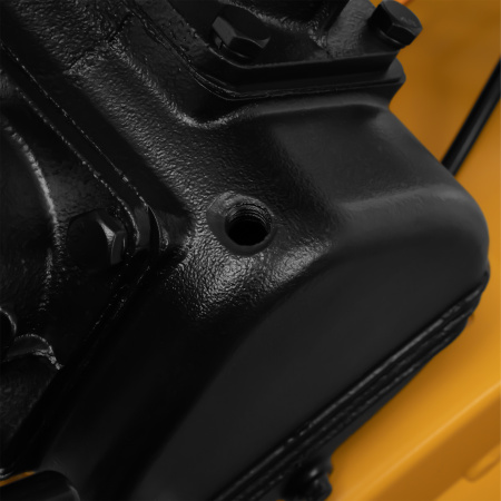 Компрессор воздушный BCV2200/100, ременный привод, 2.2 кВт, 100 литров, 370 л/мин Denzel