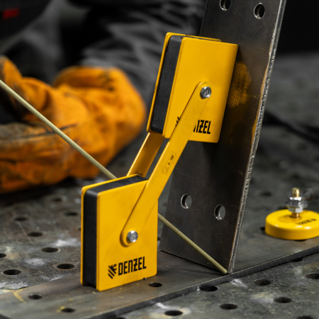 Фиксатор магнитный регулируемый для сварочных работ усилие 50 LB Denzel