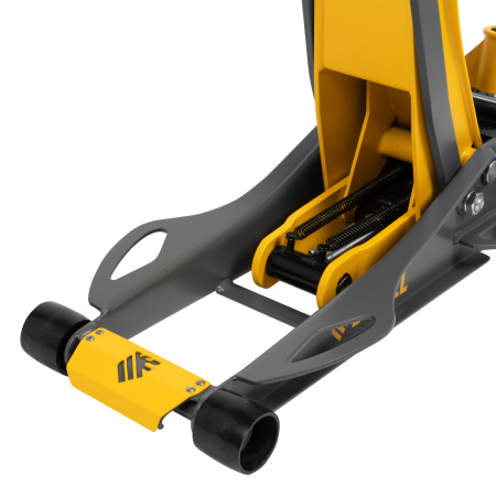 Домкрат гидравлический подкатной, 3 т, 75-500 мм, быстрый подъем, низкий подхват, проф. Denzel цена