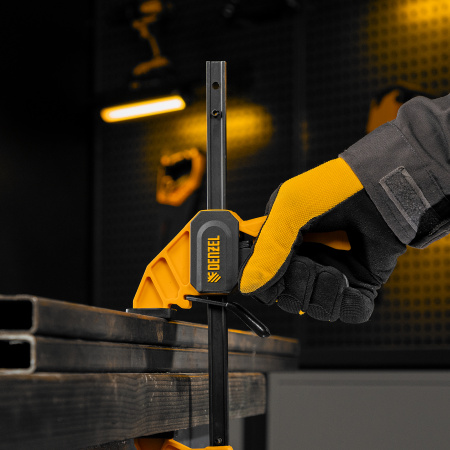 Струбцина F-образная, быстрозажимная, 150 х 55 мм, усиленный нейлоновый корпус Denzel цена