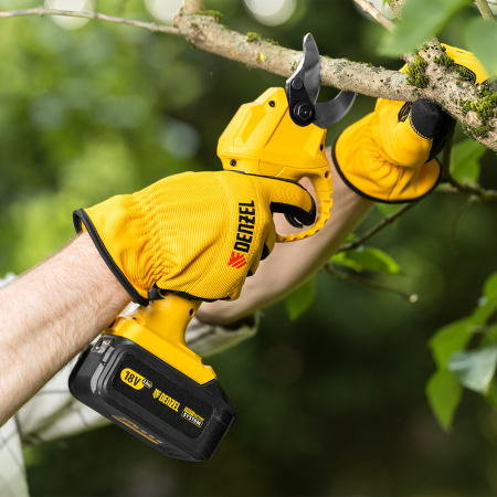 Секатор аккумуляторный CP-30-0, 18В Li-Ion Denzel цена