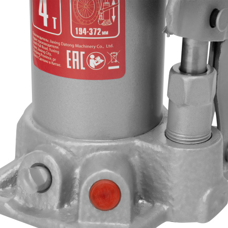 Домкрат гидравлический бутылочный, 4 т, высота подъема 194-372 мм, в пластиковый кейсе Matrix цена