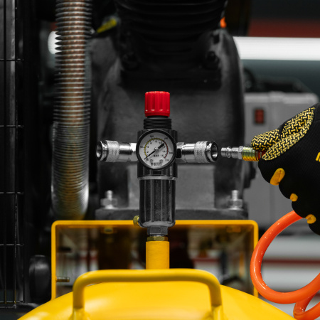 Компрессор воздушный рем. привод BCV 4000-T/200, 4,0 кВт, 200 литров, 690 л/мин Denzel