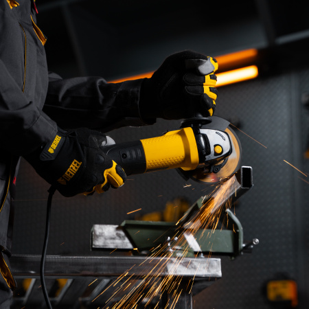 Углошлифовальная машина AGD125-1000, 1000 Вт, 125 мм, 3000-10000 об/мин Denzel