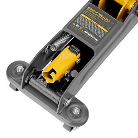 Домкрат гидравлический подкатной, 2 т, 135-385 мм Denzel цена