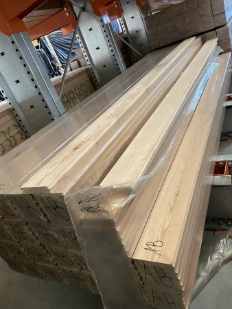 Доска пола шпунтованная 28х140х3000 сорт АБ Лиственница 0.42м2