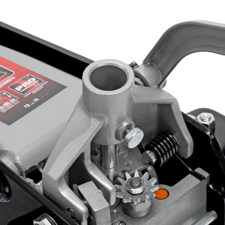 Домкрат гидравлический подкатной, 3.5 т, высота подъема 145-490 мм, с педалью Matrix цена