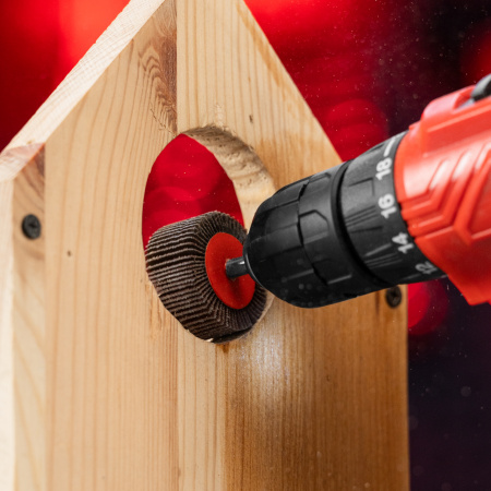 Круг лепестковый для дрели, 40 х 20 х 6 мм, P 100 Matrix