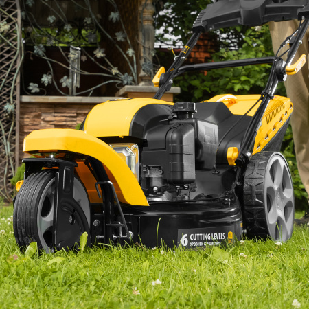 Бензиновая газонокосилка GLT-460SP-T, Trike 149 см3, 46 см, привод, панель, 60л Denzel цена