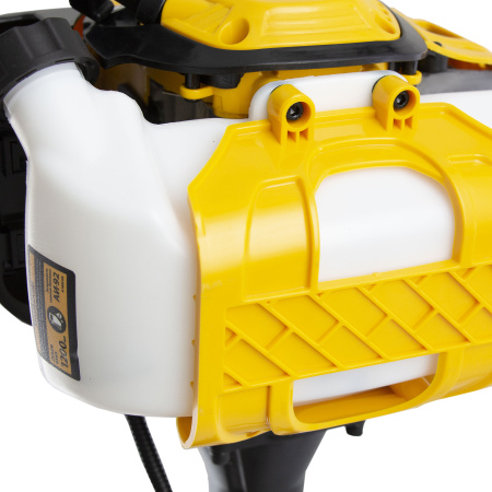 Триммер бензиновый DTL-43S, 43 см3, разъемная штанга, состоит из 2 частей Denzel цена