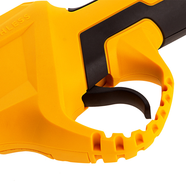 Секатор аккумуляторный CP-30,  18В Li-Ion Denzel цена