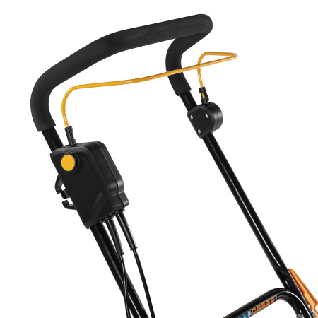 Газонокосилка электрическая GM-1200, 1200 Вт, ширина 32 см, 3 уровня, травосборник 25 л. Denzel цена