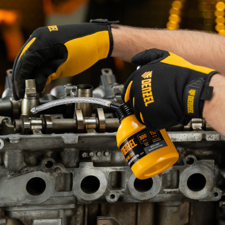 Масленка-нагнетатель, металлический корпус, 0,3 л, гибкий наконечник Denzel цена