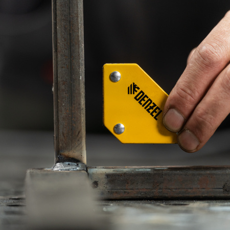 Набор из 2 магнитных сварочных фиксаторов и магнитной клеммы "масса" Denzel